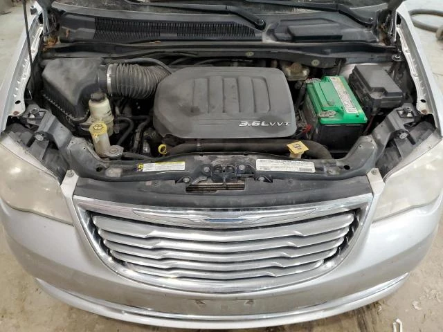 Photo 11 VIN: 2C4RC1CG4CR207787 - CHRYSLER TOWN & COU 