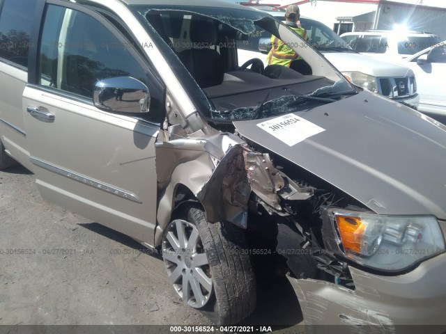 Photo 5 VIN: 2C4RC1CG4CR287589 - CHRYSLER TOWN & COUNTRY 