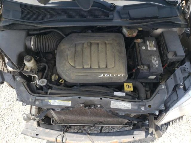 Photo 11 VIN: 2C4RC1CG4DR558040 - CHRYSLER TOWN & COU 