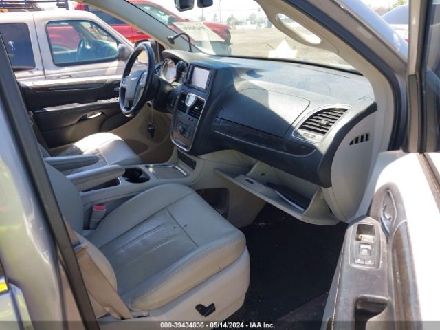 Photo 4 VIN: 2C4RC1CG4DR615787 - CHRYSLER TOWN & COUNTRY 