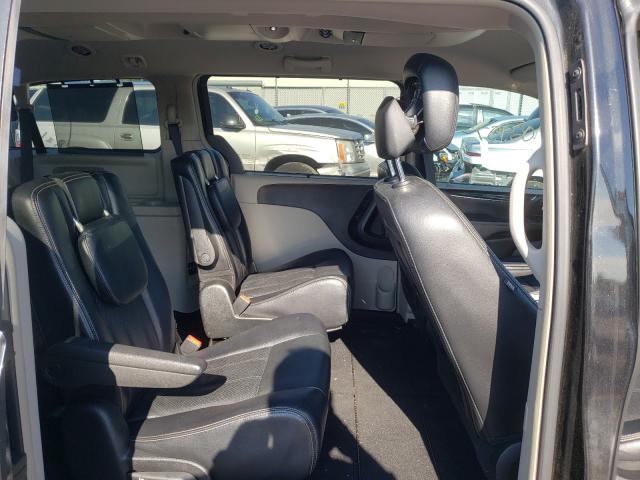 Photo 5 VIN: 2C4RC1CG4DR722922 - CHRYSLER TOWN & COU 