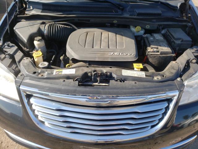 Photo 6 VIN: 2C4RC1CG4DR722922 - CHRYSLER TOWN & COU 