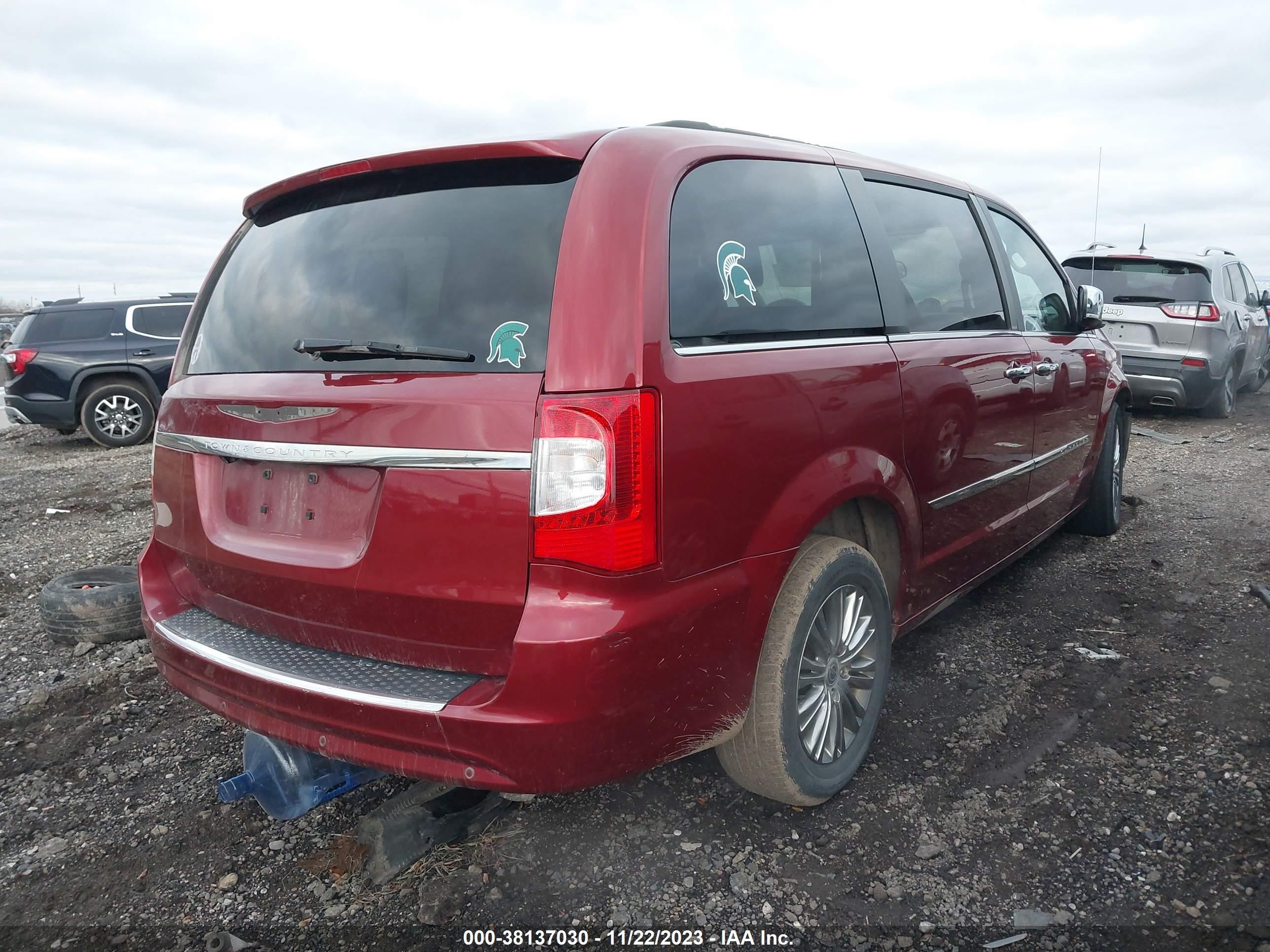 Photo 3 VIN: 2C4RC1CG4DR726646 - CHRYSLER TOWN & COUNTRY 