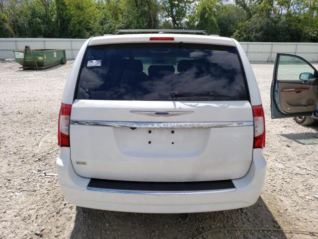 Photo 5 VIN: 2C4RC1CG4ER118255 - CHRYSLER TOWN & COU 