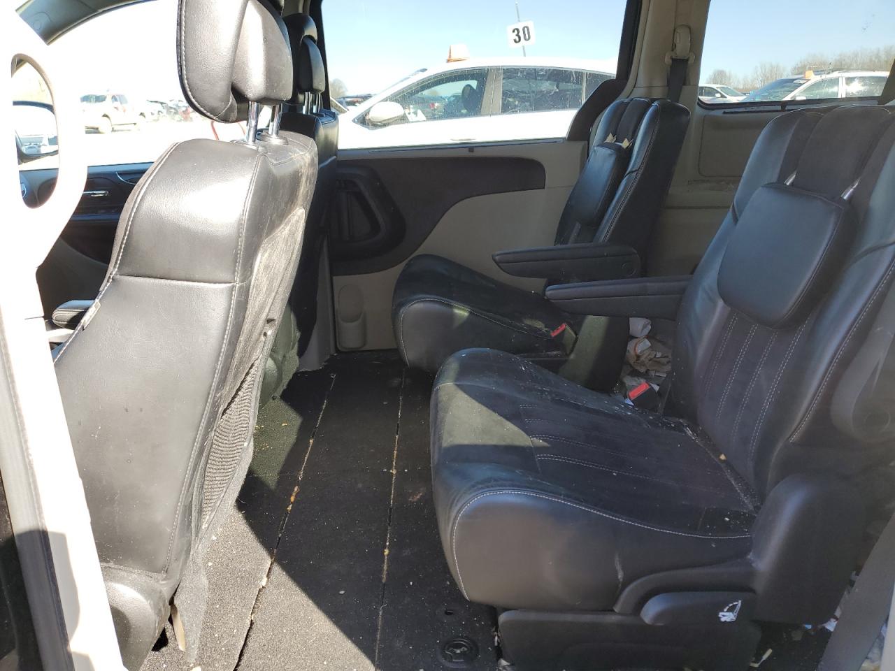 Photo 10 VIN: 2C4RC1CG4ER225113 - CHRYSLER TOWN & COUNTRY 