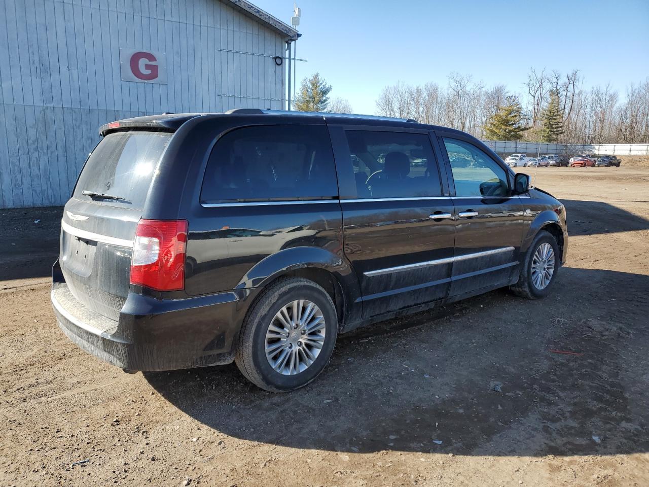 Photo 2 VIN: 2C4RC1CG4ER225113 - CHRYSLER TOWN & COUNTRY 