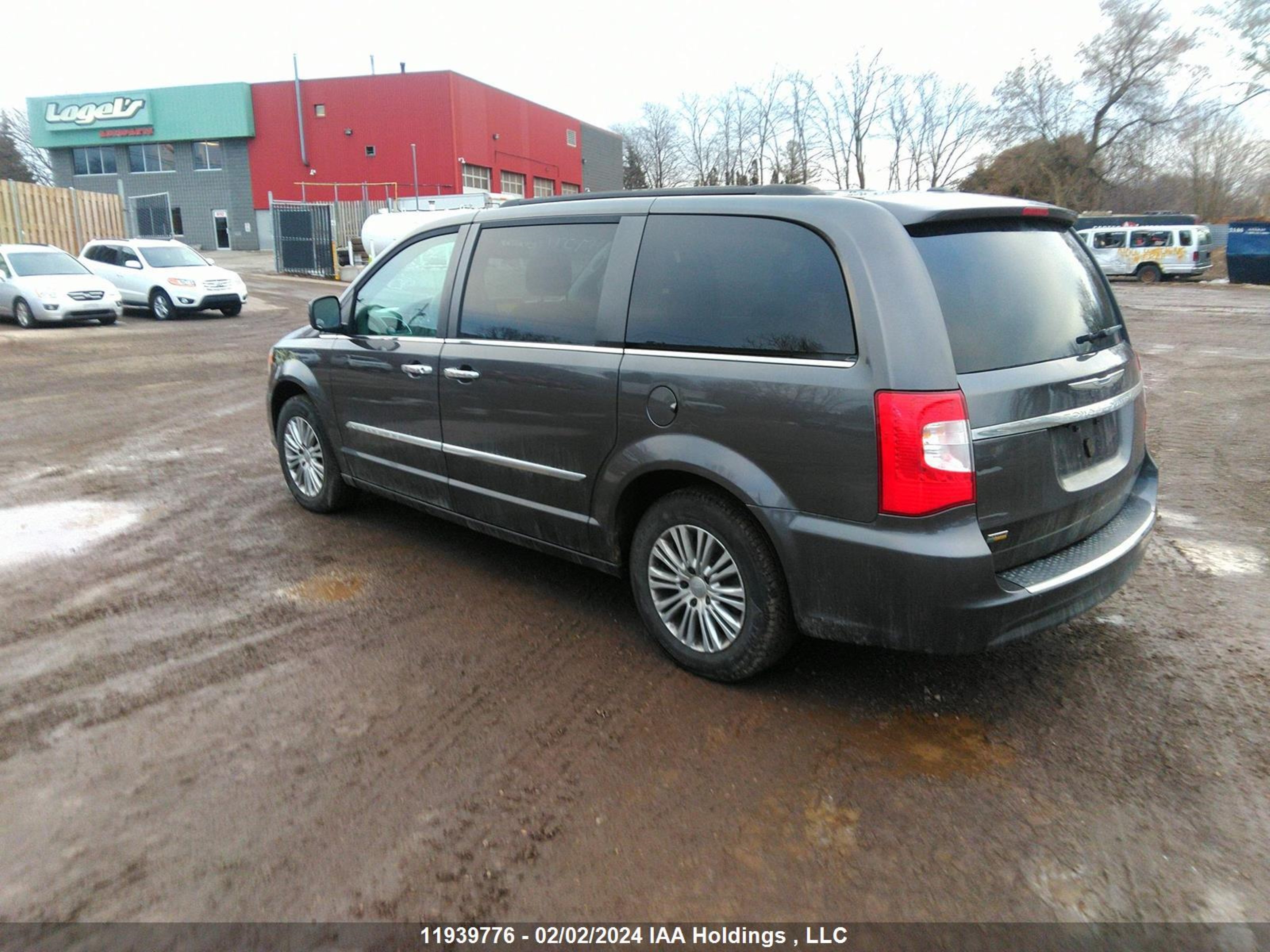 Photo 2 VIN: 2C4RC1CG4FR705864 - CHRYSLER TOWN & COUNTRY 