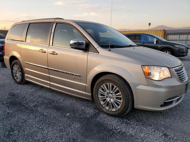 Photo 3 VIN: 2C4RC1CG4GR149170 - CHRYSLER TOWN & COU 