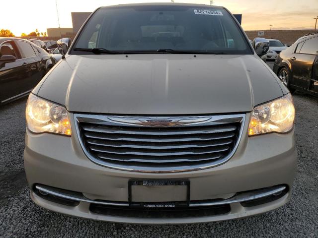 Photo 4 VIN: 2C4RC1CG4GR149170 - CHRYSLER TOWN & COU 