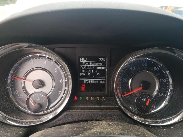 Photo 8 VIN: 2C4RC1CG4GR221887 - CHRYSLER TOWN & COU 