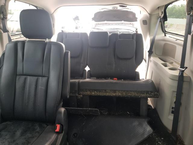 Photo 9 VIN: 2C4RC1CG4GR221887 - CHRYSLER TOWN & COU 