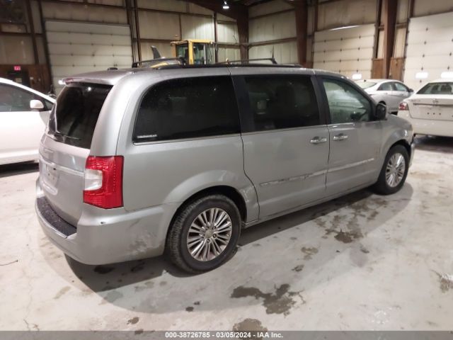 Photo 3 VIN: 2C4RC1CG4GR263833 - CHRYSLER TOWN & COUNTRY 