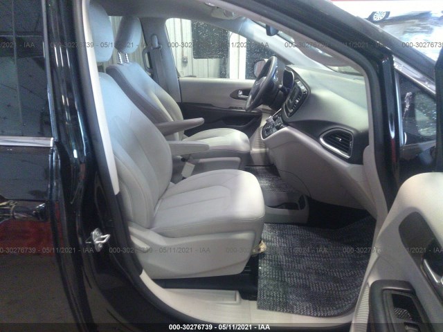 Photo 4 VIN: 2C4RC1CG4HR513041 - CHRYSLER PACIFICA 