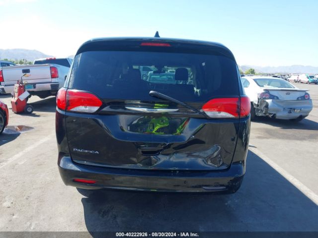 Photo 5 VIN: 2C4RC1CG4JR163349 - CHRYSLER PACIFICA 