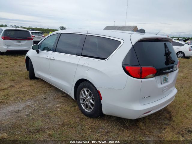 Photo 2 VIN: 2C4RC1CG4NR163230 - CHRYSLER PACIFICA 