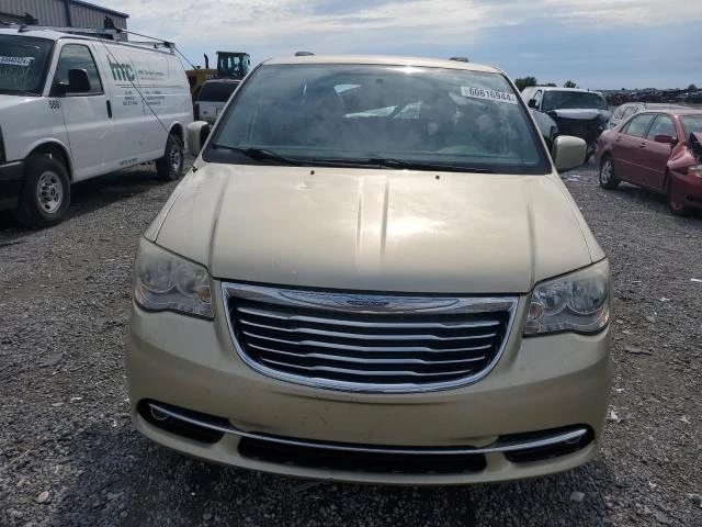 Photo 4 VIN: 2C4RC1CG5CR134042 - CHRYSLER TOWN & COU 