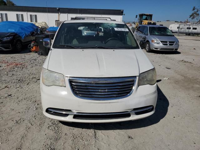 Photo 4 VIN: 2C4RC1CG5CR144084 - CHRYSLER TOWN & COU 