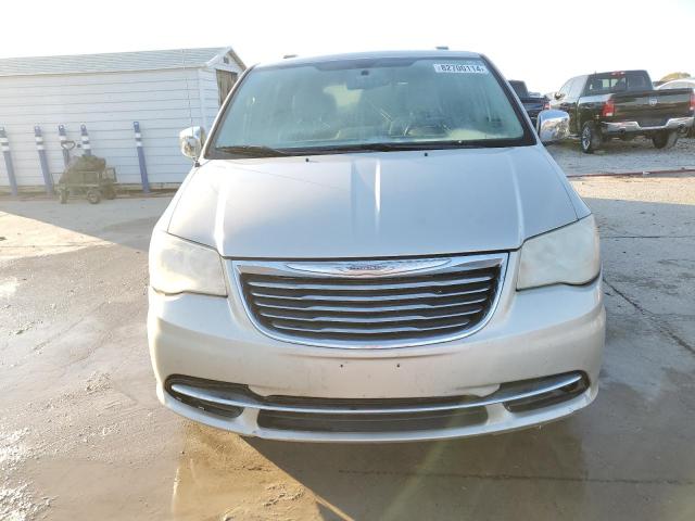 Photo 4 VIN: 2C4RC1CG5CR270168 - CHRYSLER TOWN & COU 