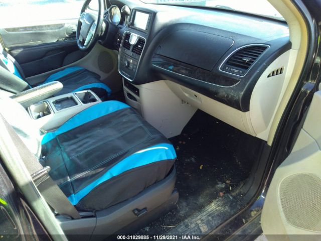 Photo 4 VIN: 2C4RC1CG5DR583402 - CHRYSLER TOWN & COUNTRY 