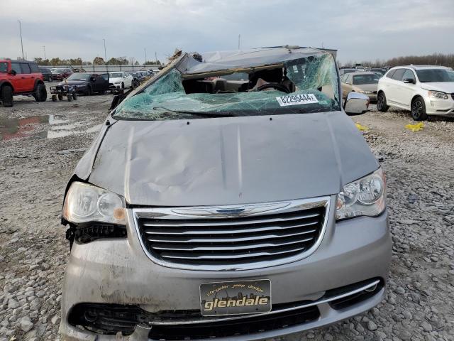 Photo 4 VIN: 2C4RC1CG5DR614177 - CHRYSLER TOWN & COU 