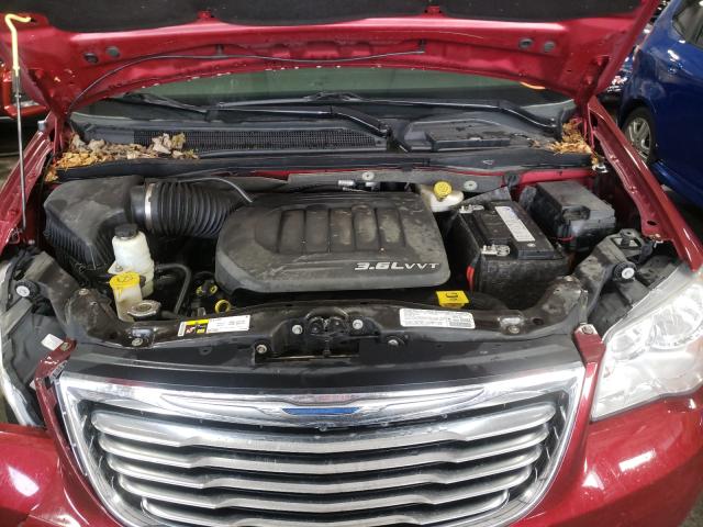 Photo 6 VIN: 2C4RC1CG5DR646255 - CHRYSLER TOWN &AMP COU 