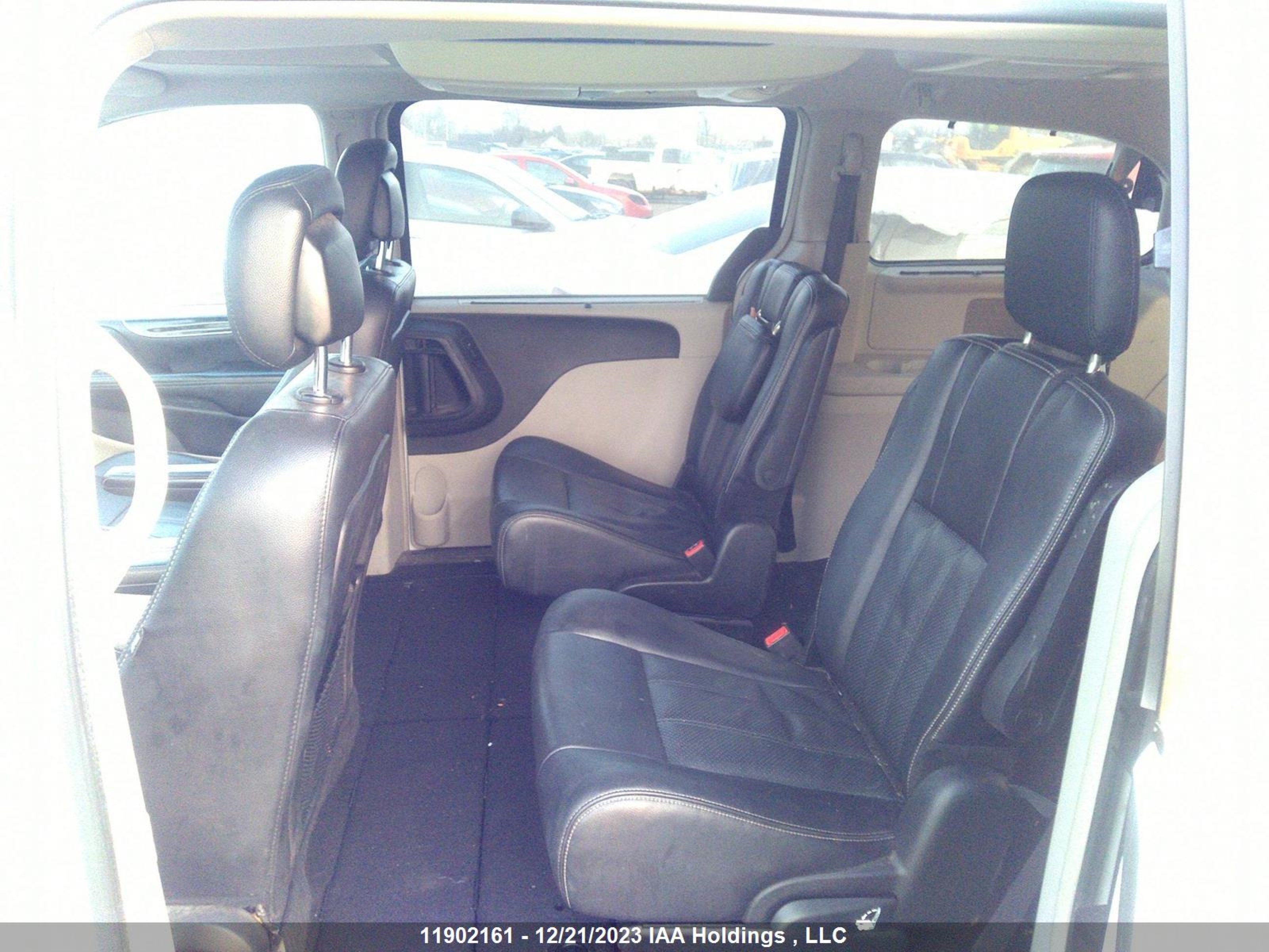 Photo 7 VIN: 2C4RC1CG5ER241644 - CHRYSLER TOWN & COUNTRY 