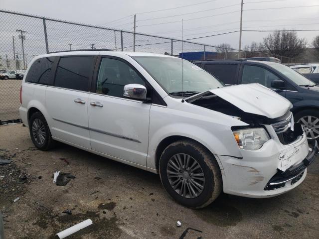 Photo 3 VIN: 2C4RC1CG5ER260808 - CHRYSLER TOWN & COU 