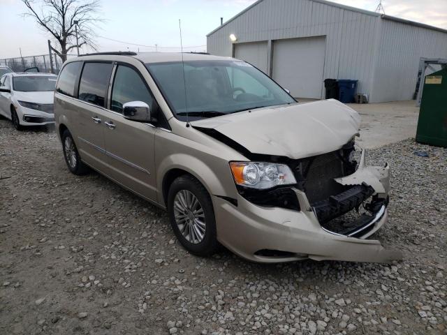 Photo 3 VIN: 2C4RC1CG5FR628082 - CHRYSLER TOWN & COU 