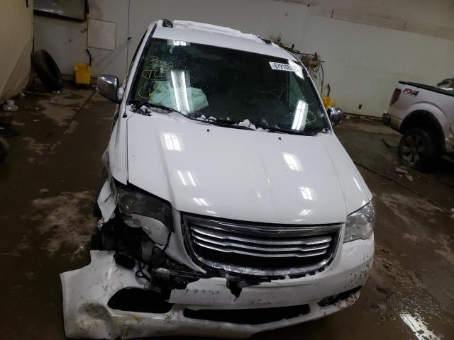 Photo 4 VIN: 2C4RC1CG5FR656030 - CHRYSLER TOWN & COU 