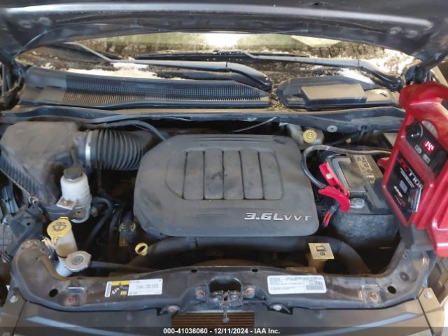 Photo 9 VIN: 2C4RC1CG5GR166074 - CHRYSLER TOWN AND COUNTRY 