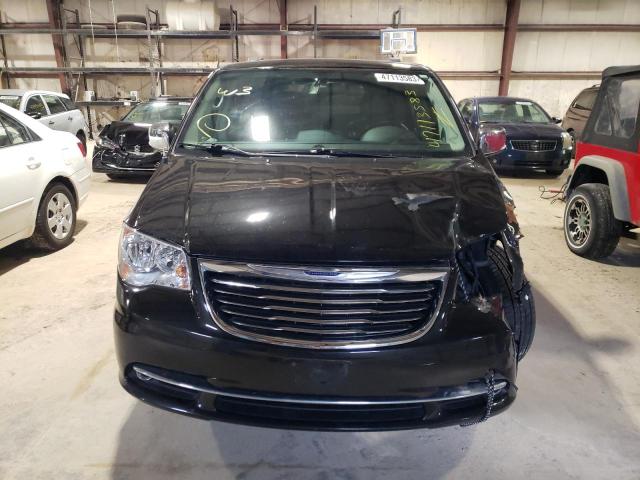 Photo 4 VIN: 2C4RC1CG5GR232784 - CHRYSLER TOWN & COU 