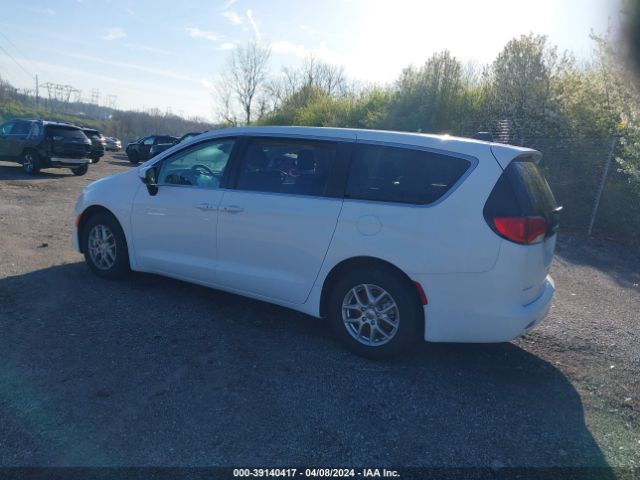 Photo 2 VIN: 2C4RC1CG5PR611543 - CHRYSLER VOYAGER 