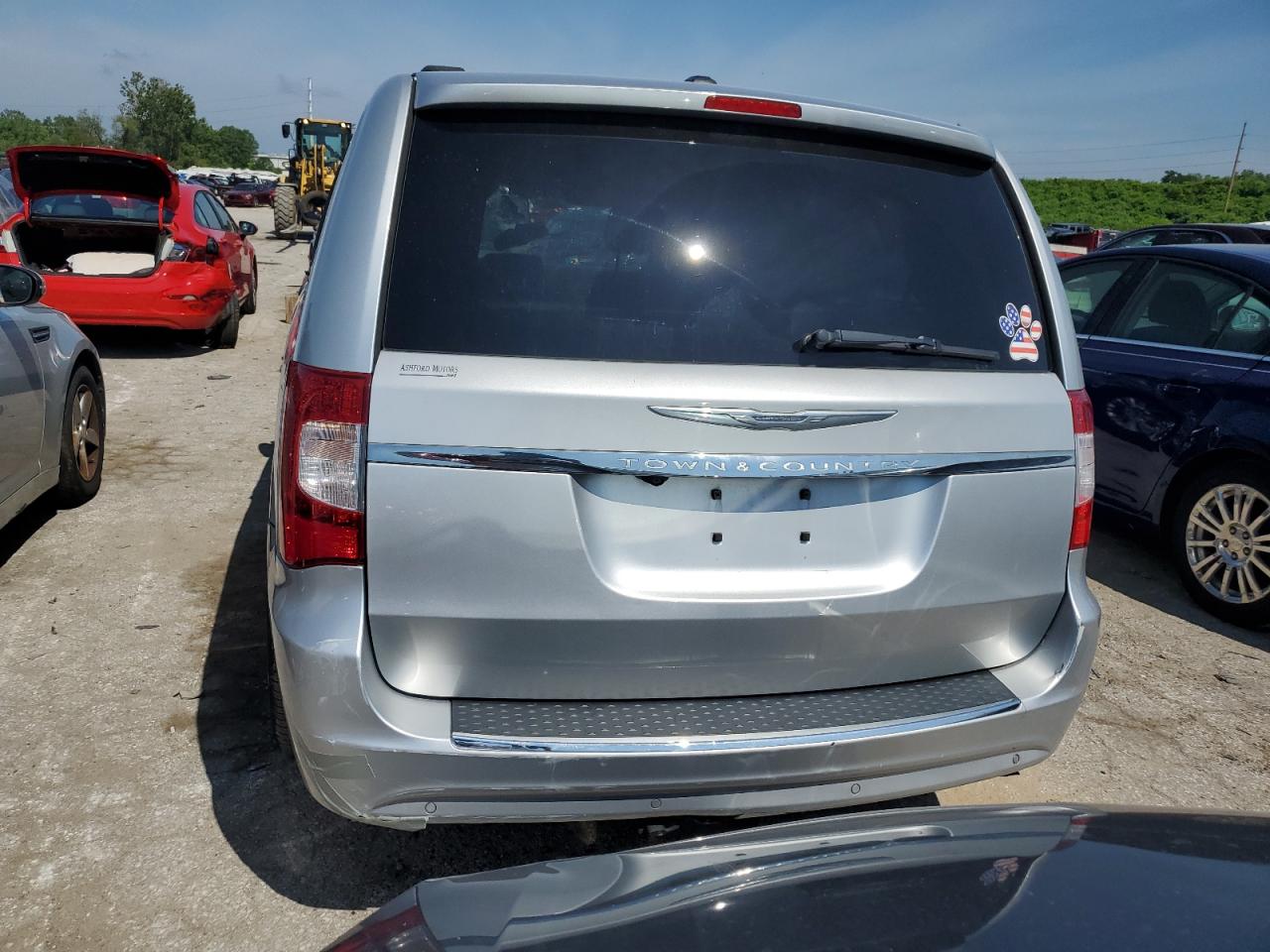 Photo 5 VIN: 2C4RC1CG6CR117119 - CHRYSLER TOWN & COUNTRY 