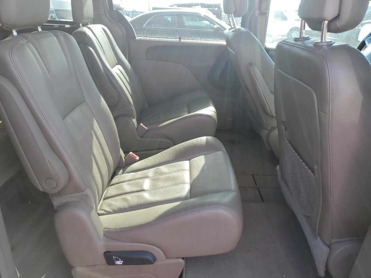 Photo 10 VIN: 2C4RC1CG6CR361885 - CHRYSLER TOWN & COUNTRY 