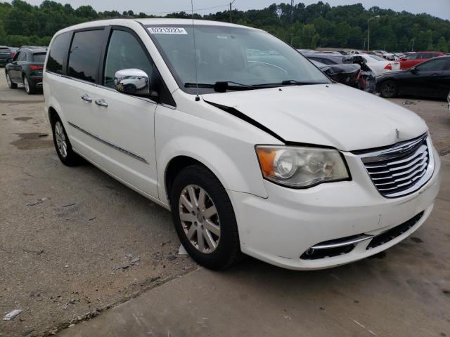 Photo 3 VIN: 2C4RC1CG6CR382915 - CHRYSLER TOWN & COU 