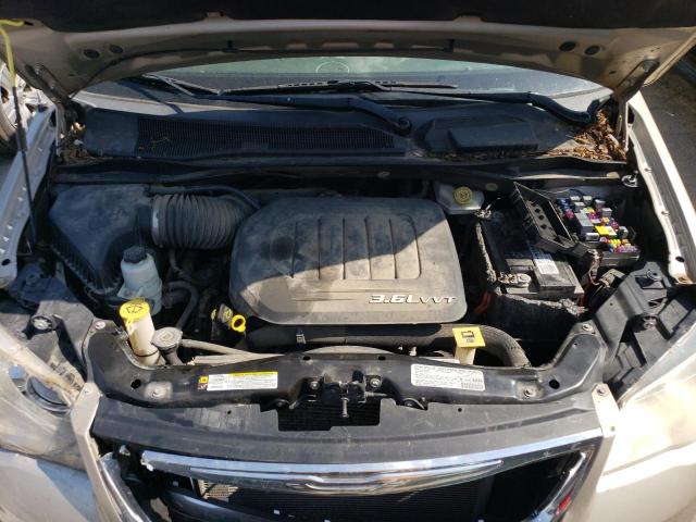 Photo 11 VIN: 2C4RC1CG6DR511821 - CHRYSLER TOWN & COU 