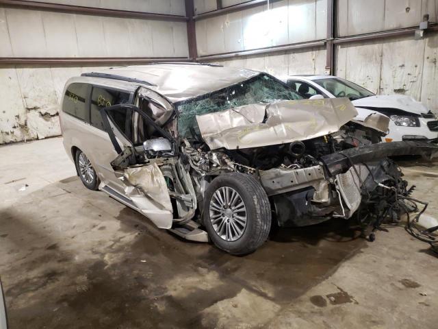 Photo 3 VIN: 2C4RC1CG6DR711226 - CHRYSLER TOWN & COU 