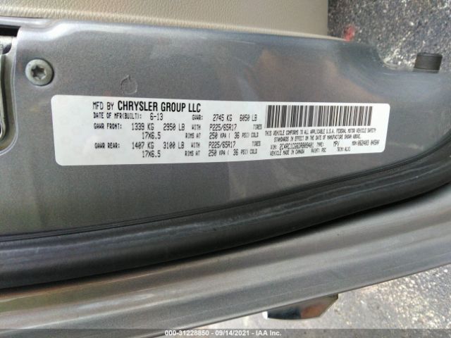 Photo 8 VIN: 2C4RC1CG6DR809401 - CHRYSLER TOWN & COUNTRY 