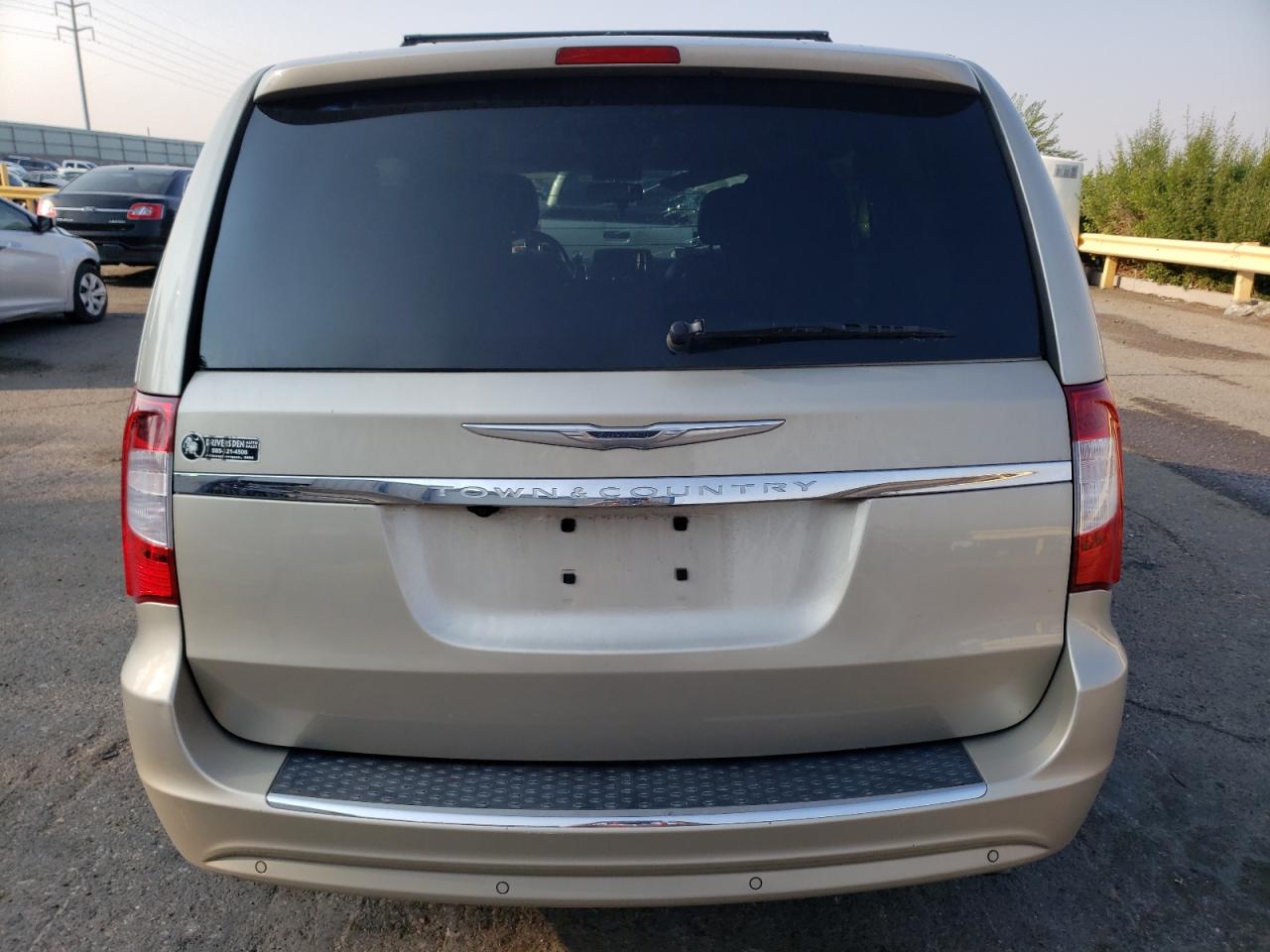 Photo 5 VIN: 2C4RC1CG6ER115891 - CHRYSLER TOWN & COUNTRY 