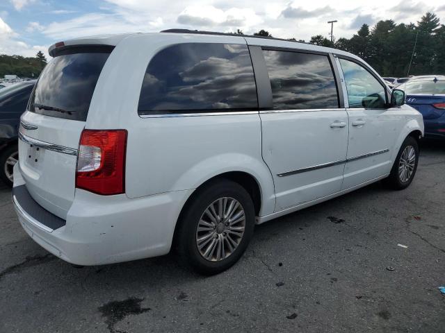 Photo 2 VIN: 2C4RC1CG6ER163990 - CHRYSLER TOWN & COU 