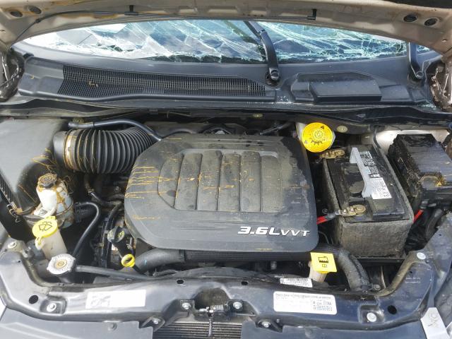 Photo 6 VIN: 2C4RC1CG6FR589695 - CHRYSLER TOWN & COU 