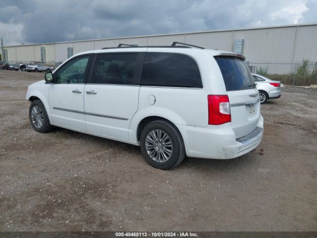 Photo 2 VIN: 2C4RC1CG6FR756024 - CHRYSLER TOWN AND COUNTRY 