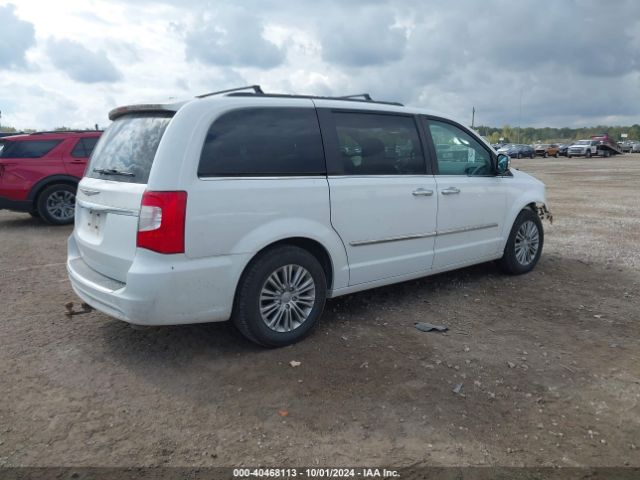 Photo 3 VIN: 2C4RC1CG6FR756024 - CHRYSLER TOWN AND COUNTRY 