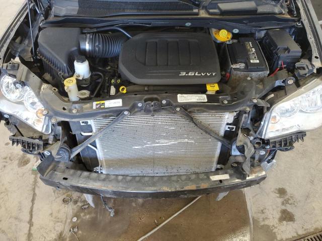 Photo 11 VIN: 2C4RC1CG6GR269486 - CHRYSLER TOWN & COU 