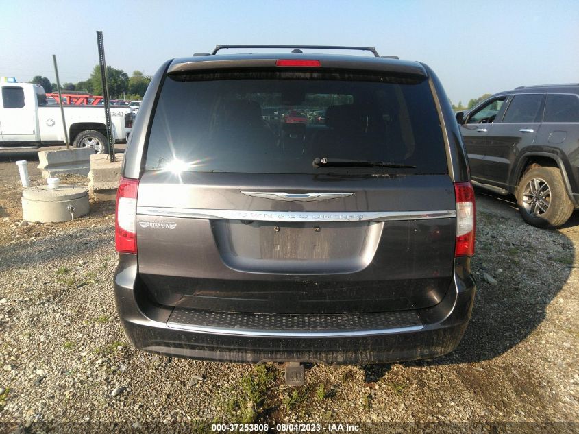 Photo 15 VIN: 2C4RC1CG6GR269486 - CHRYSLER TOWN & COU 