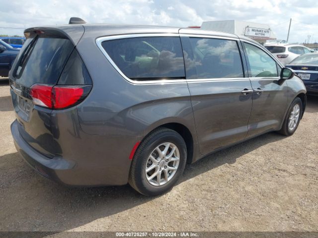 Photo 3 VIN: 2C4RC1CG6PR530180 - CHRYSLER VOYAGER 