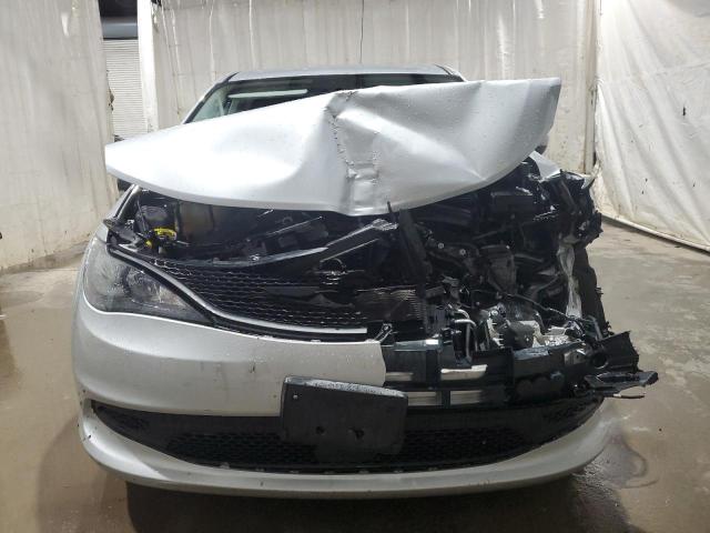 Photo 4 VIN: 2C4RC1CG6PR606982 - CHRYSLER VOYAGER LX 