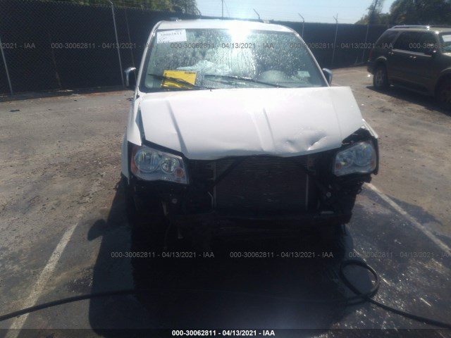 Photo 5 VIN: 2C4RC1CG7CR143633 - CHRYSLER TOWN & COUNTRY 