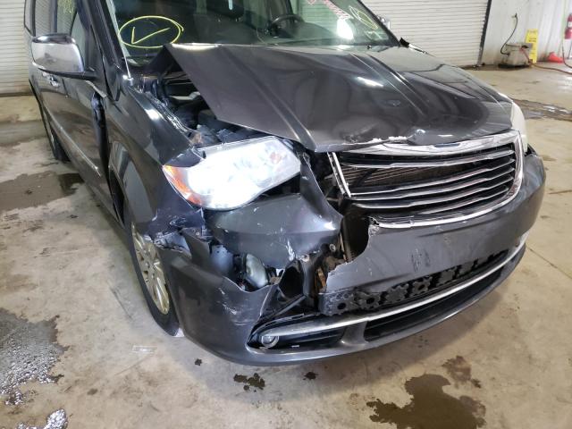 Photo 8 VIN: 2C4RC1CG7CR151456 - CHRYSLER TOWN &AMP COU 