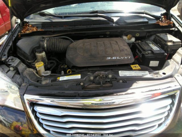 Photo 9 VIN: 2C4RC1CG7CR199927 - CHRYSLER TOWN & COUNTRY 